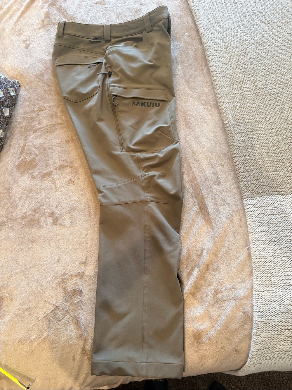 KUIU Women’s Hunting Attack Pant size 12 in Ash